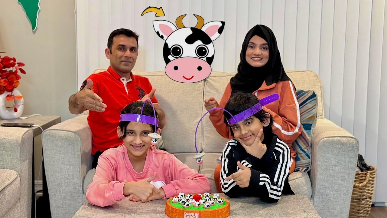 COWS IN THE SPACE | FAMILY GAME TIME 🐮 🎮