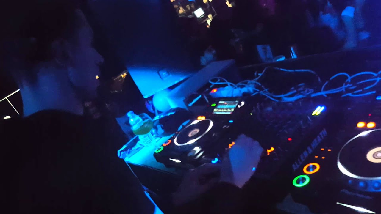 Fernando Mesa ::::::TheMausRoom::::::::