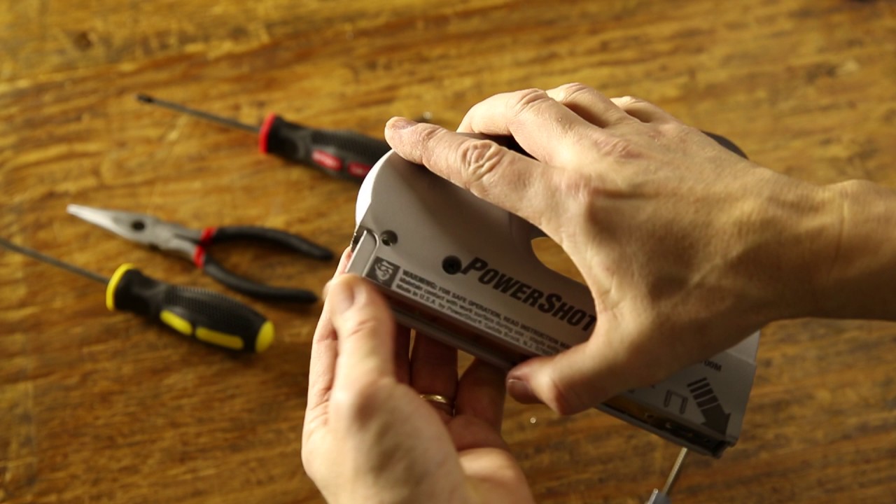 How To Remove Jammed Staples from PowerShot 5700 Staple Gun