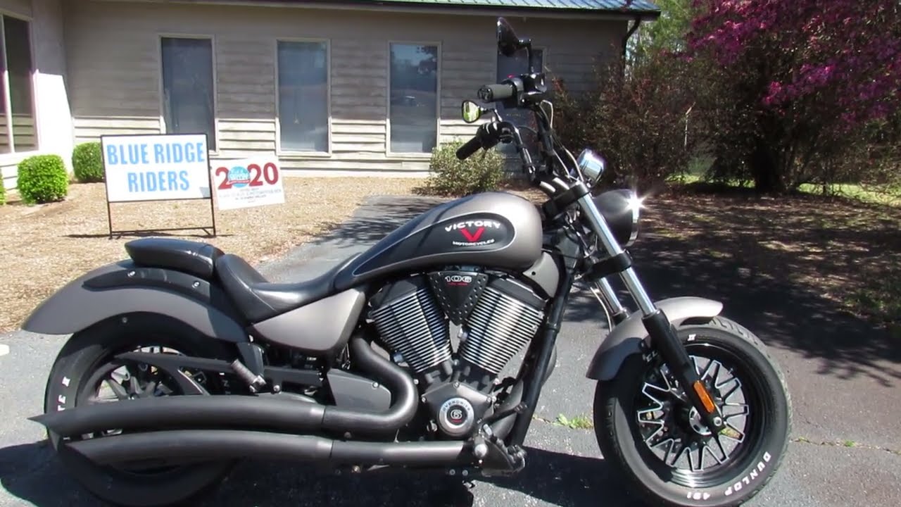 2016 Victory Gunner X-Bow exhaust