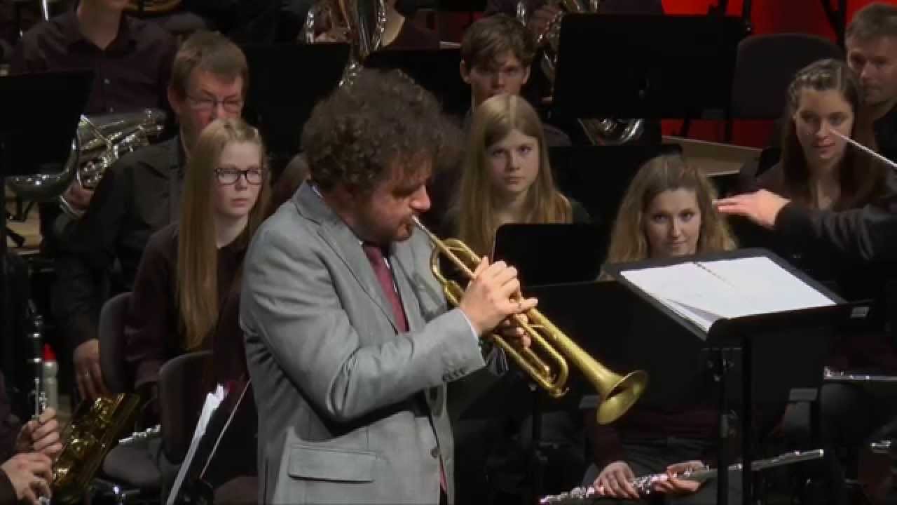 Musikverein Altenstadt mit Solotrompeter Marco Pierobon spielen American Jazz Suite