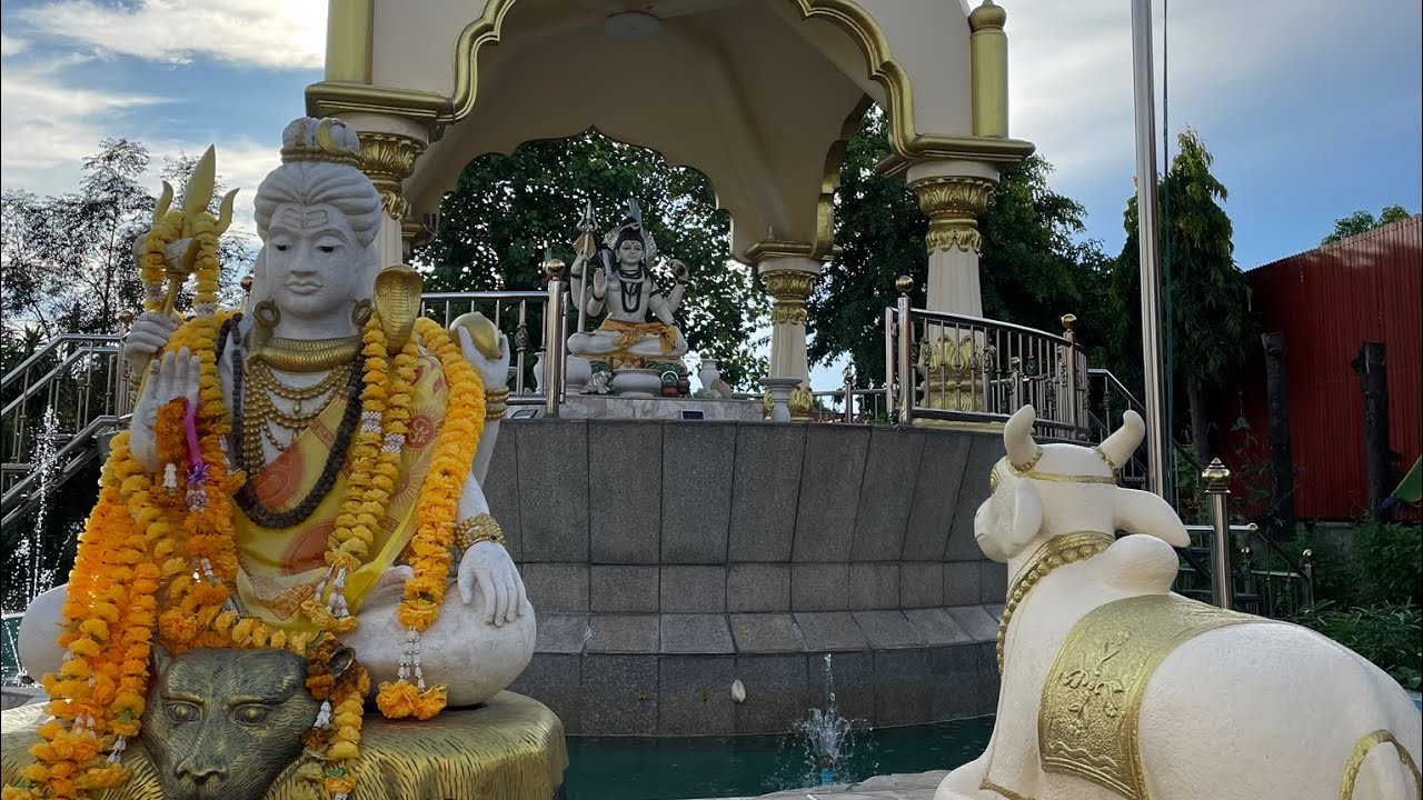 Om Namah Shivaya Chanting | Shiv Temple in Pattaya Thailand #mahashivratristatus #shiv #bholenath