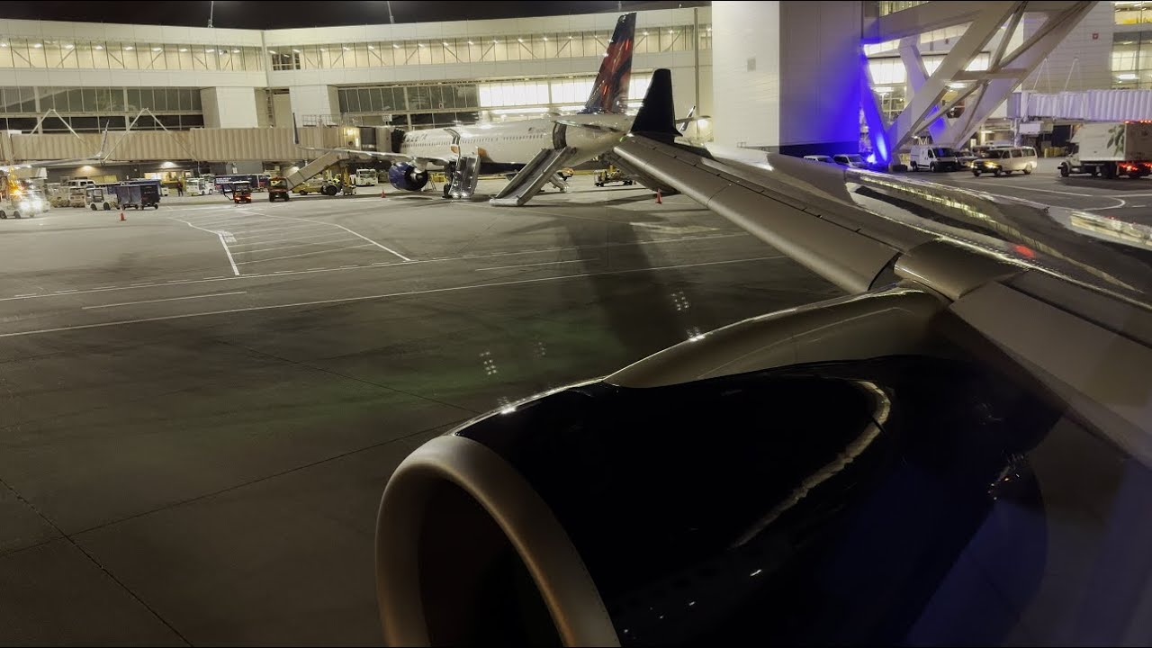 4K Delta Airlines Airbus A220-300 [N320DU] pushback, start up, and takeoff from SEA