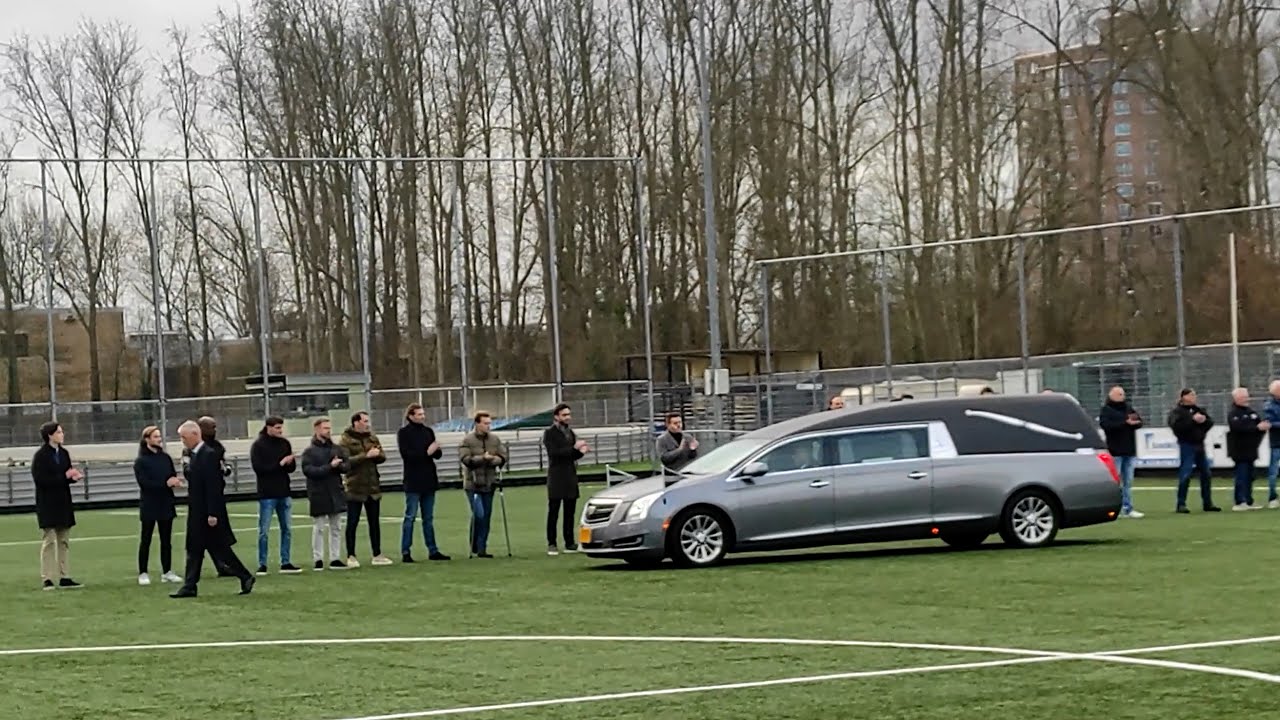 Indrukwekkende erehaag Aart Visser