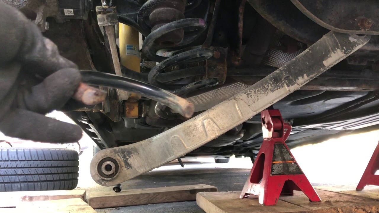 Volvo V70 2010 Rear Spring Replacement