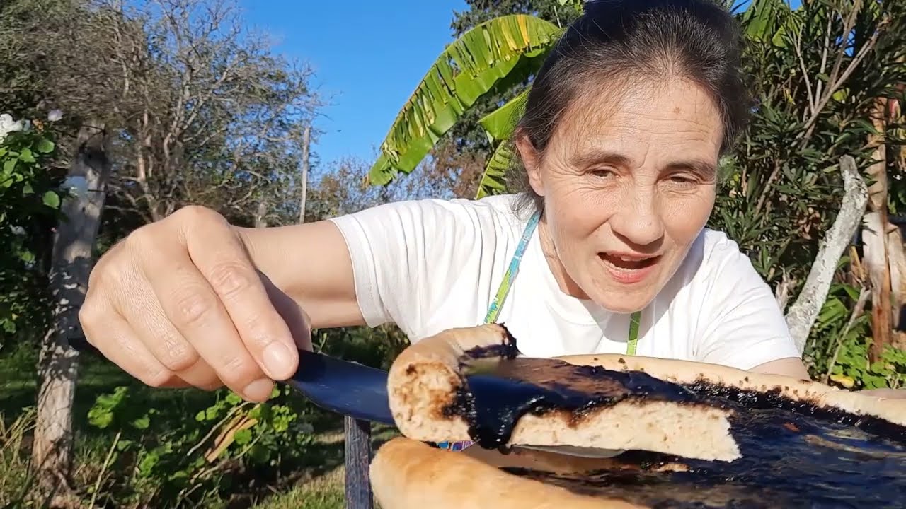 TORTA NEGRA sin MANTECA sin huevo RECETA casera FÁCIL y Económica masa con levadura seca