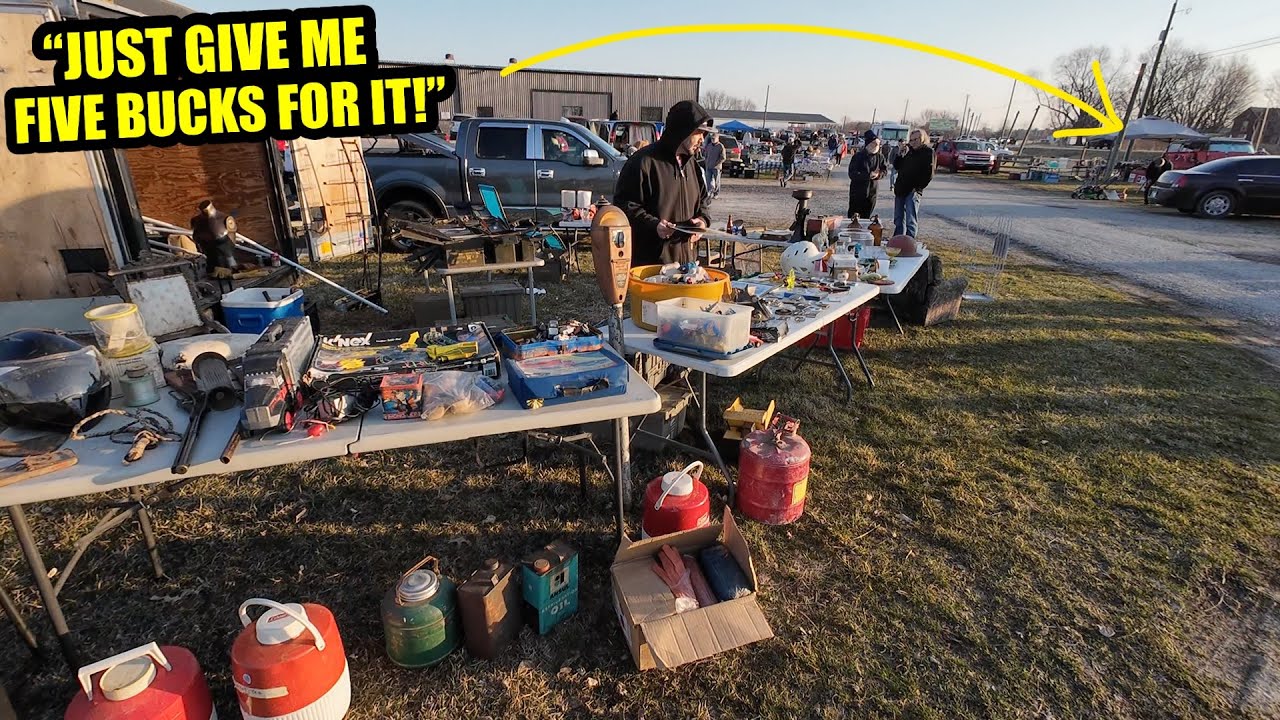 THIS IS WHY I TOY HUNT AT FLEA MARKETS!
