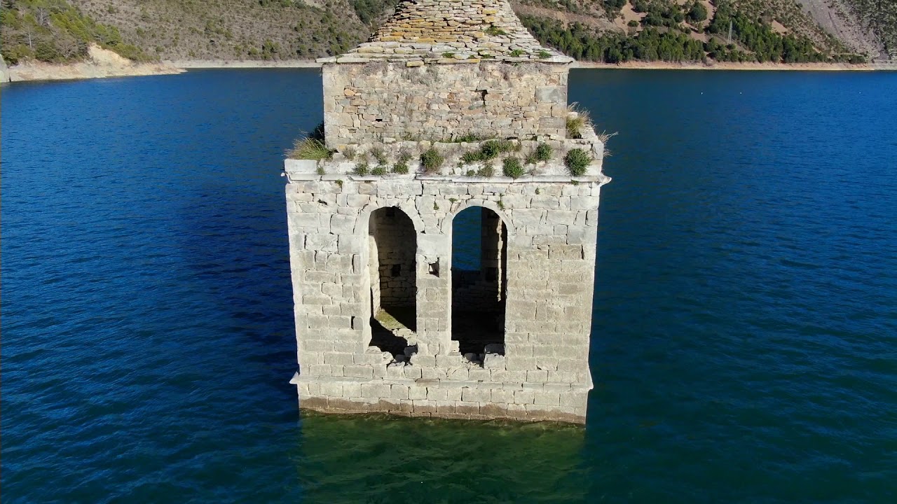 Eglise engloutie Mediano Aragon Drone Laurent Courier