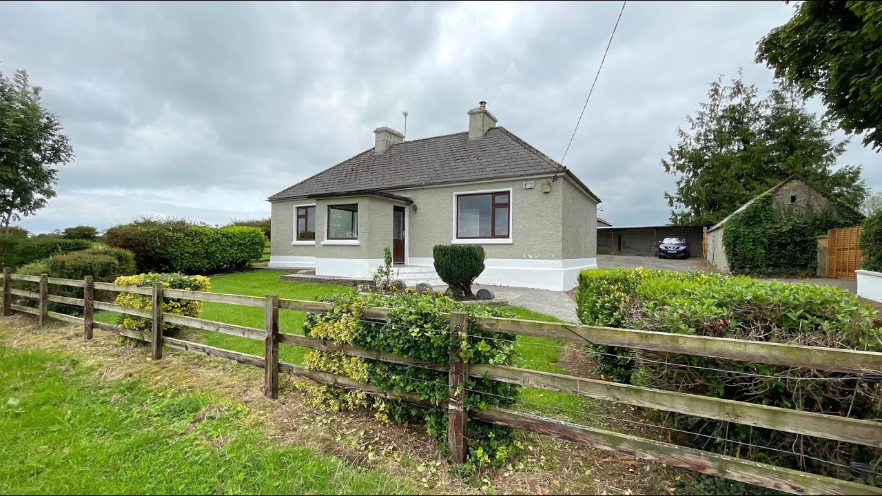 Irish Cottage For Sale near Cavetown Lake, Co. Roscommon.