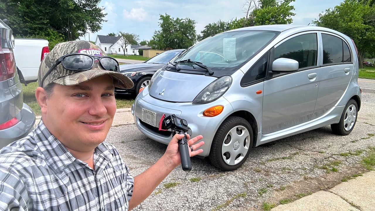 Я купил дешёвый электромобиль Mitsubishi, который вы никогда не видели!! i-MiEV
