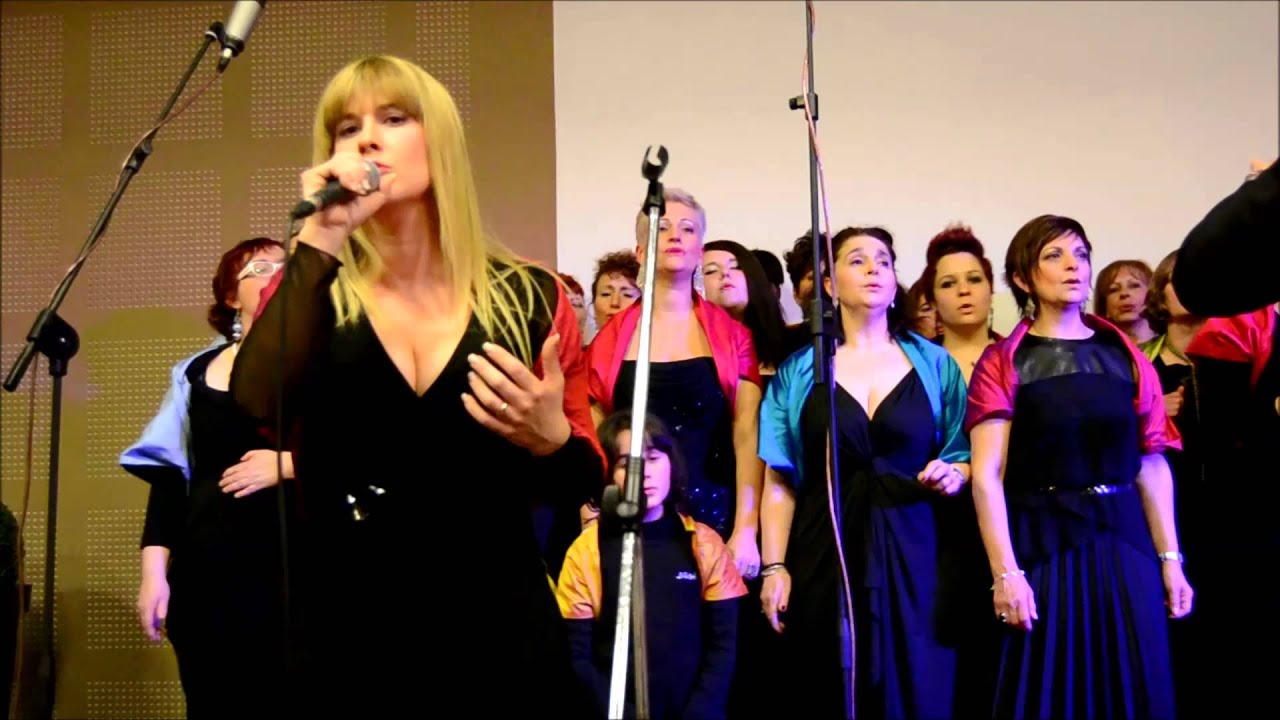 SARA STOPPELLI CANTANTE GOSPEL