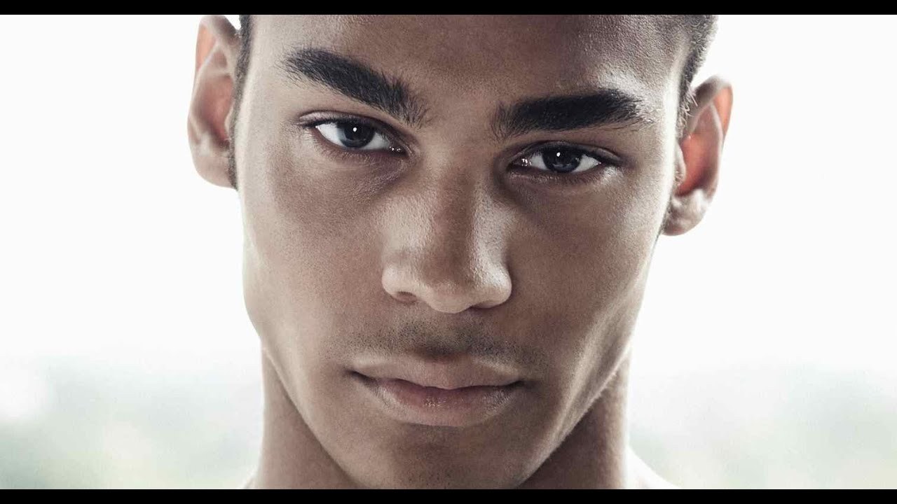 TOP BLACK MODELS 2014 - MALE