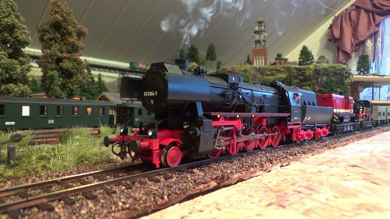 Roco BR 52🚂+Schmalspur Lok Transport der Bemo L45 H+Fahrvideo/Dreischienen Gleis 🚞Modelleisenbahn🚆