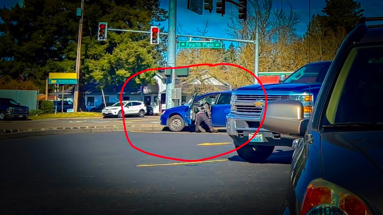 Caught Red Handed..!! • Taking an Employee's Car! | TheSmoaks Vlog_2306