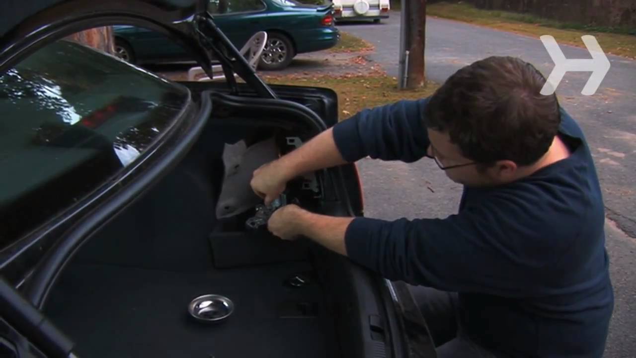 How to Replace a Reverse Light
