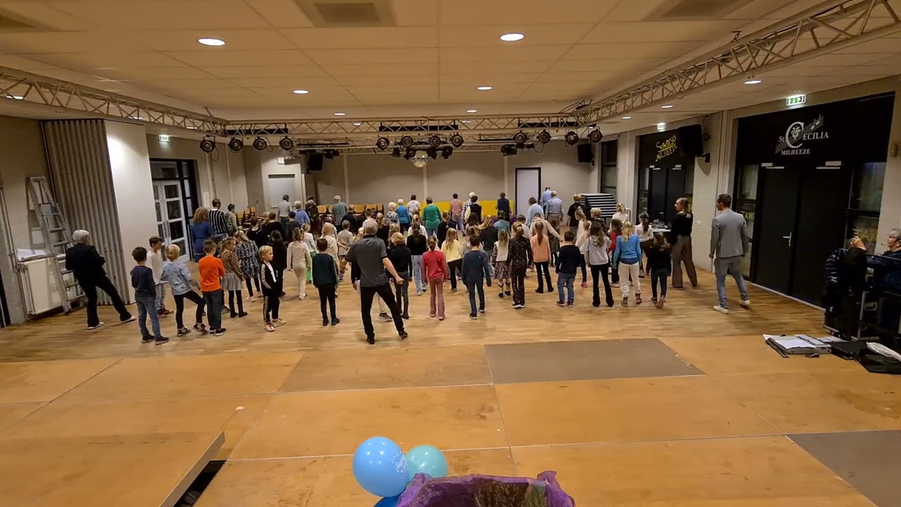 Afscheid Juf Helma, Line Dance groep 5 en 6