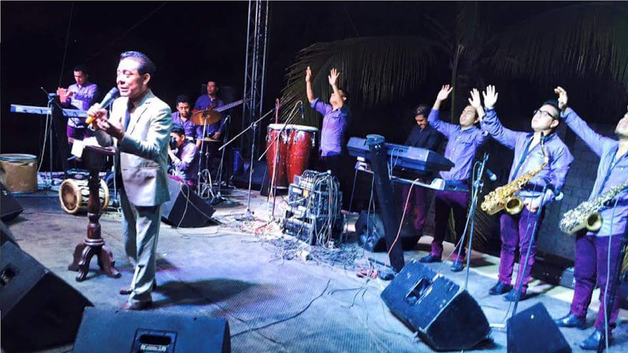 JULIO ELIAS, WILSON CAMEY Y MANUEL CAMEY EN VIVO 2017