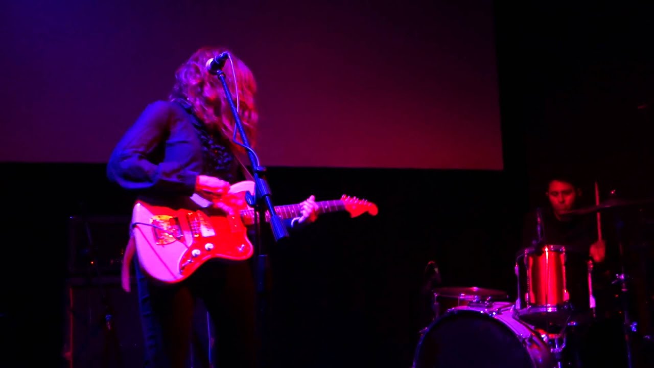 Shannon Wright live @ Blah Blah 9/9/2015 #1