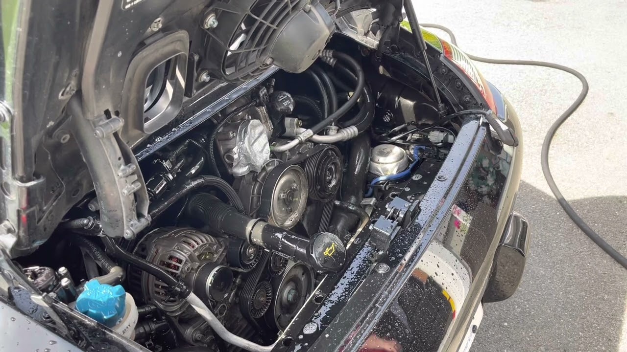 🔥 Porsche 911 Carrera 997 intake box removal and engine cleaning￼￼