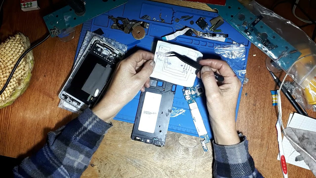 Завершающие видео по замене usb-разъема SM A700fd.
