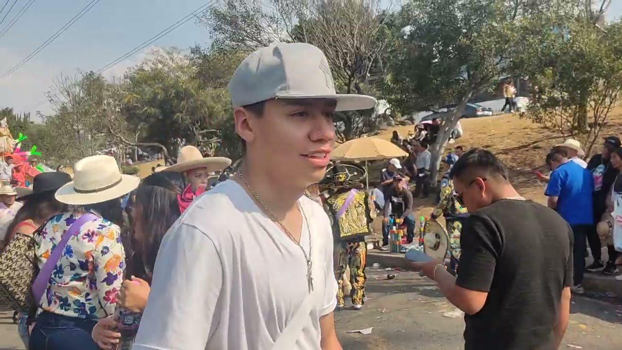 charros los únicos y su Reyna la señorita pilar 1r desfile del carnaval de Santiago acahualtepec 