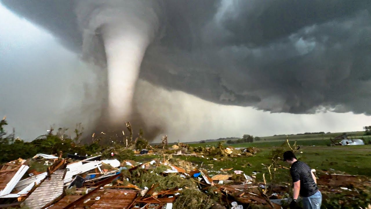 Tornado Destroys Family's Home In Front of Me