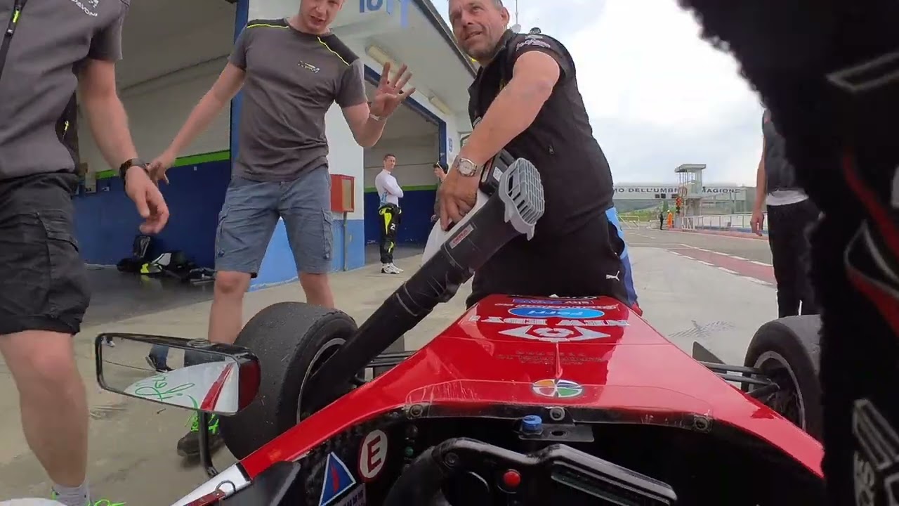 Formula 4 Driver's Eye - Magione Circuit