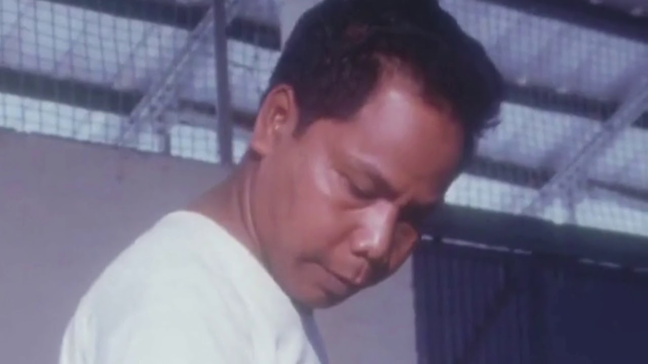 1971.RAF Tengah.British military prep.to  leave Sg.Gurkha families etc (no audio)