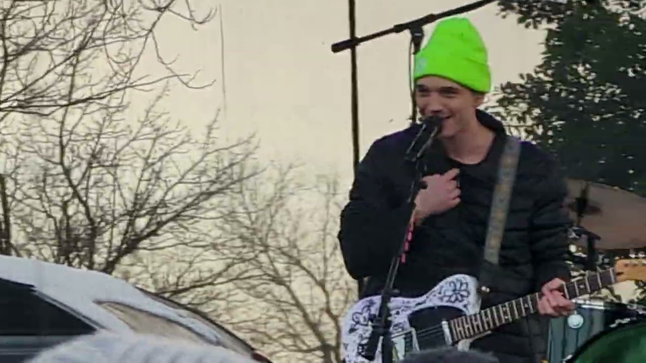 Badflower - Promise Me - 2025 Winter Jawn LIVE