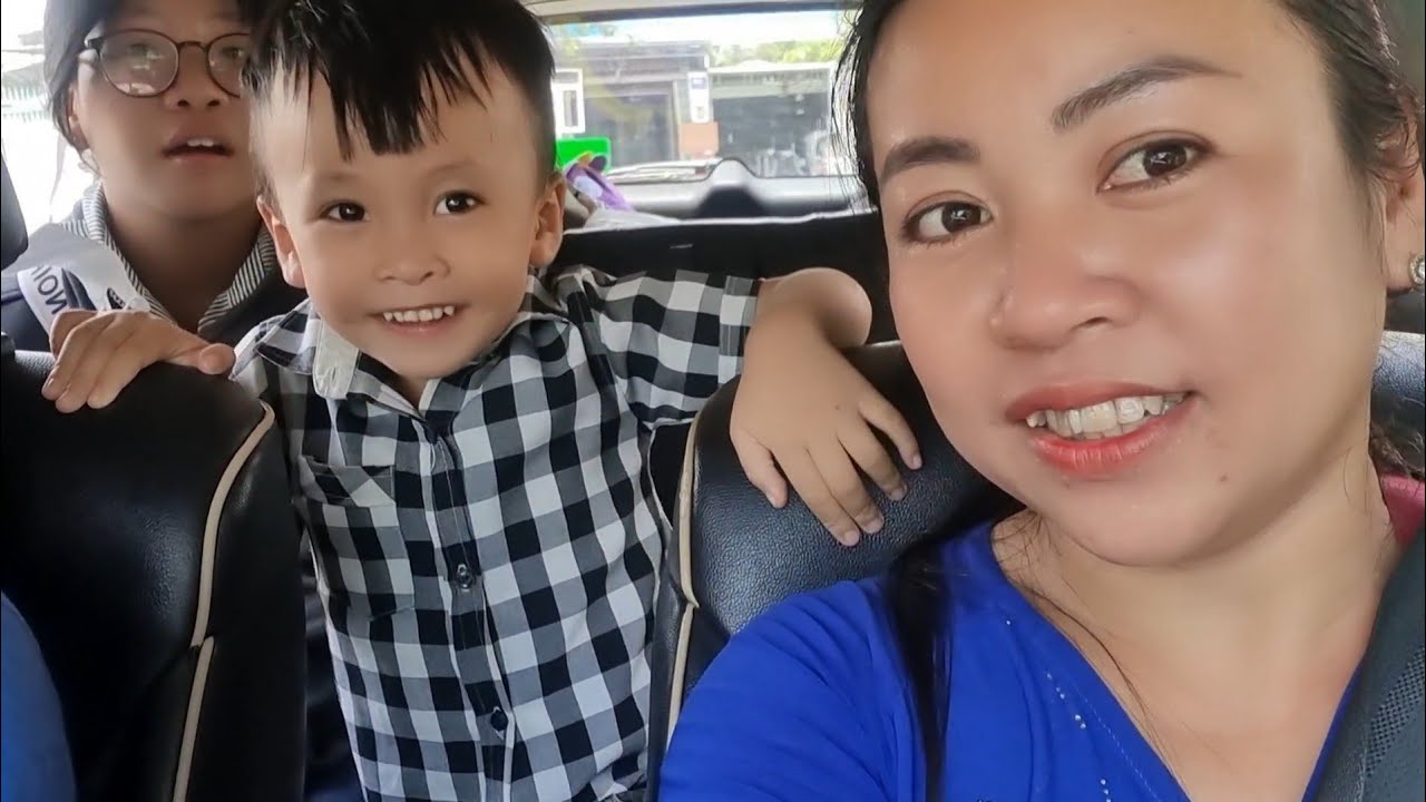 Hành Trình Ba Mẹ Con Chuột Lên Đường Về Quê Bằng Xe Đò Mà Bị Mất Mưa #ngocdieuvlog #chuotveque