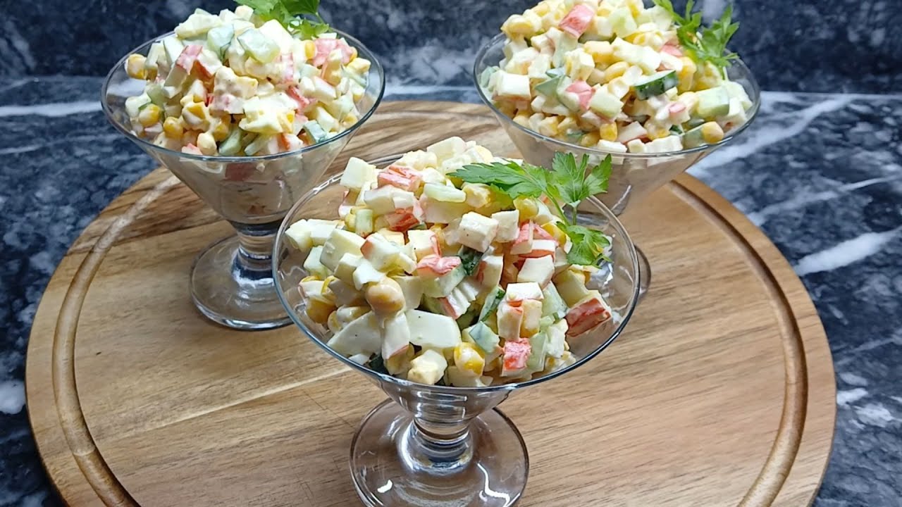 🦀КРАБОВЫЙ САЛАТ🌽 #салатскрабовымипалочками #крабовыйсалат #рецептсалата #crabsticksalad #crabsalad