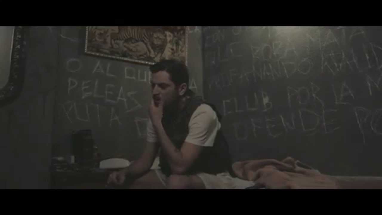 EL CLUB DE LOS TRISTES - CUANDO LA GENTE DUERME con ISAAC (Videoclip)