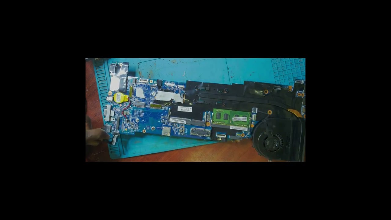 Lenovo T550 not charging (complicating simple repair)