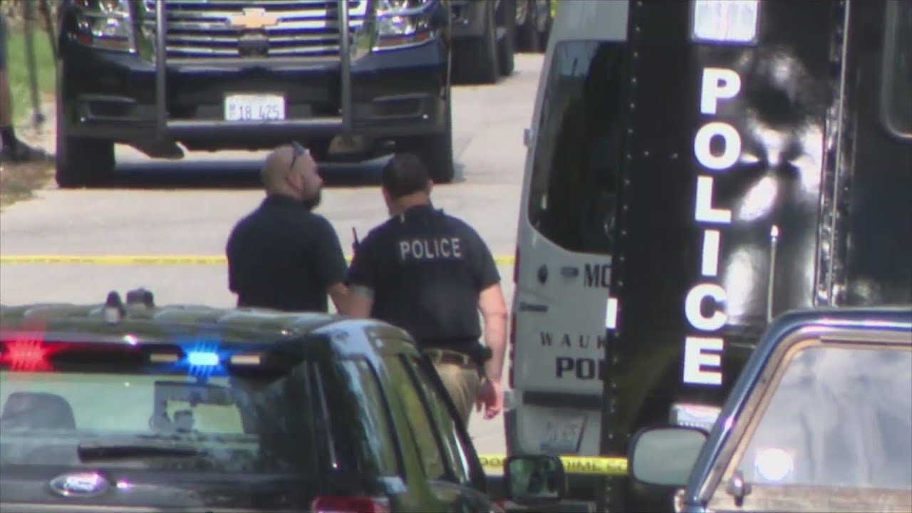 2 men shot and killed during reported home invasion in Waukegan, police say