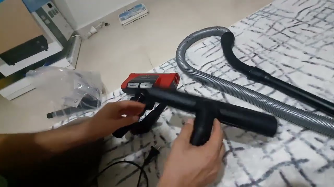 Bosch Seri 6 Toz Torbasız Elektirkli Süpürge