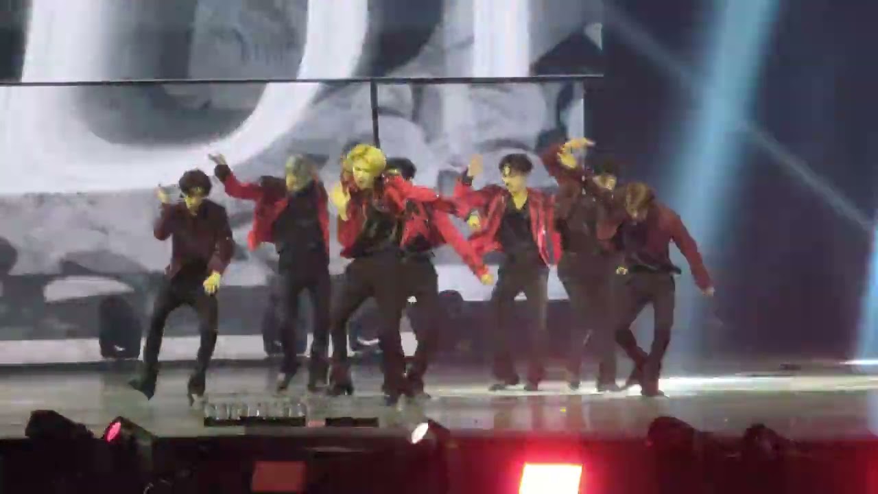 230611 ENHYPEN 2023 WEVERSE CON FESTIVAL- Intro+ Bite Me