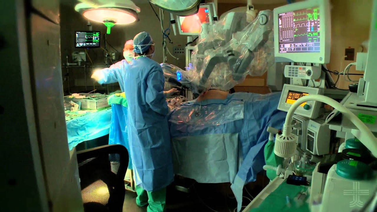 ROBOTIC SURGERY: Innovation in the OR