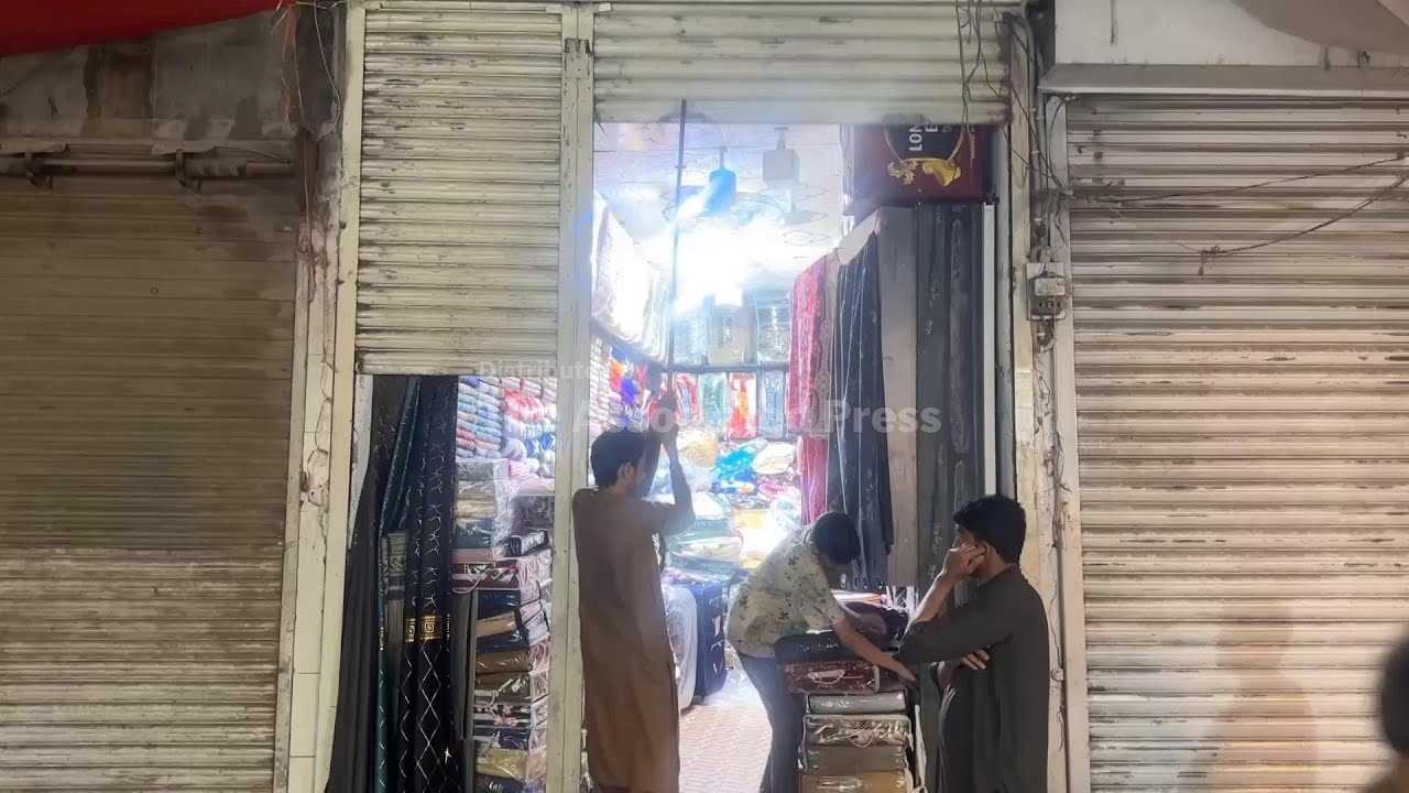 Shopkeepers worried about impact of 'smart lockdown' over fuel price rises