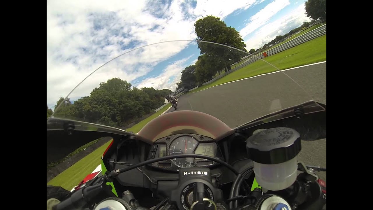 Oulton Park - Novice - CBR600