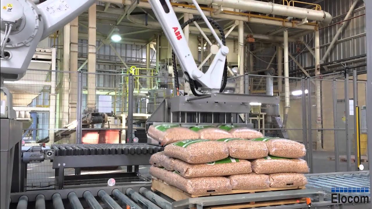 Wood pellet bagging line with robot up to 1400 bags / hour.