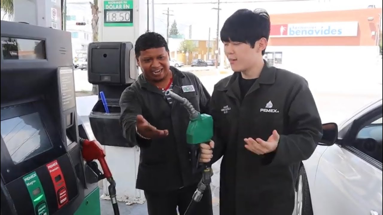 ASI FUE MI DIA EN UNA GASOLINERA