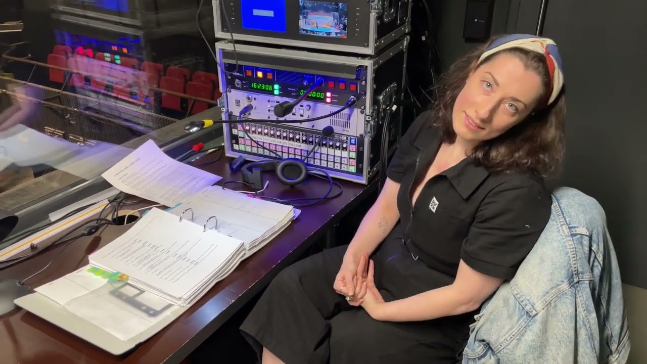 What does a Stage Management student do?