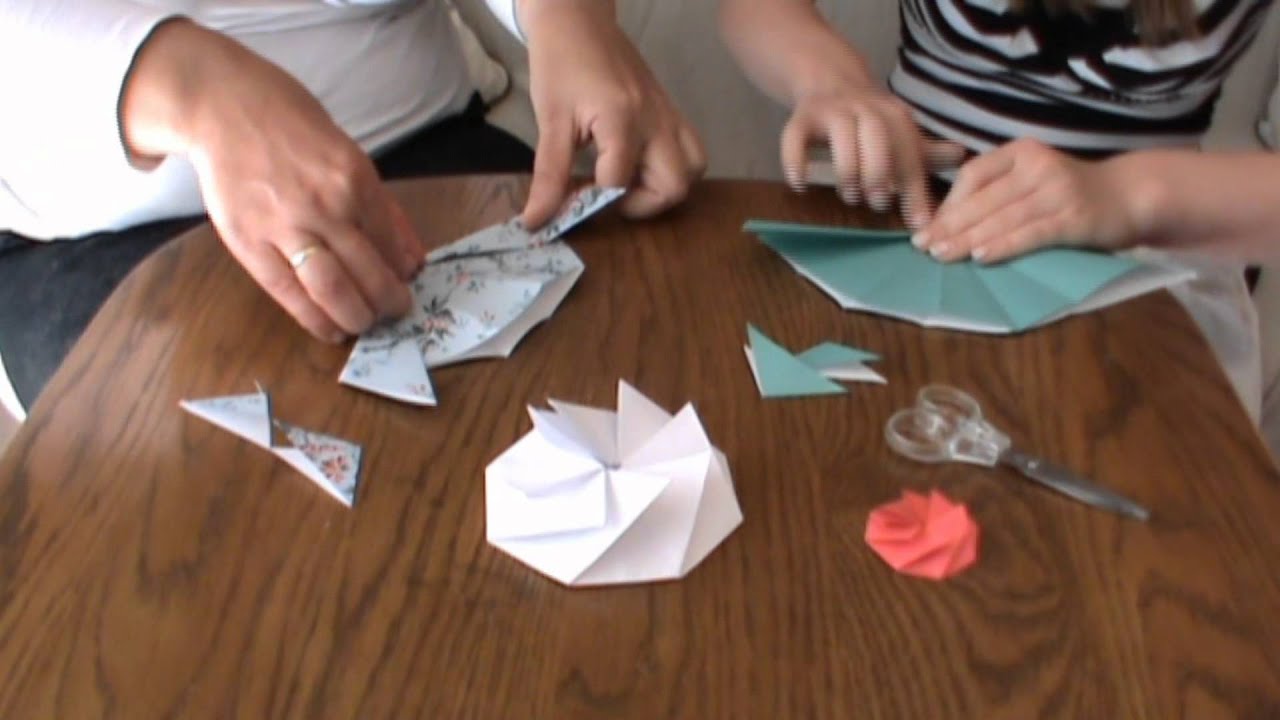Basteln falten Papierblume Blume Papier Achteck Origami
