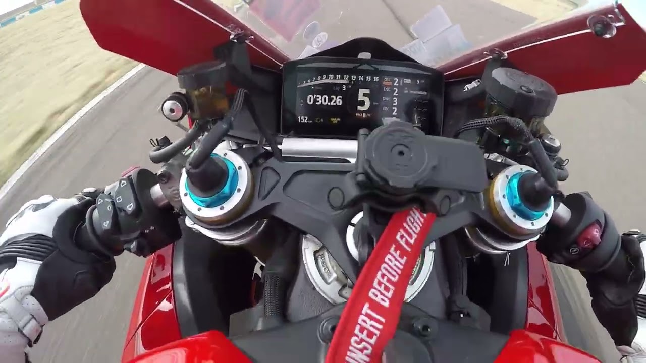 2025 Ducati Panigale V4S 2min 1sec at High Plains Raceway 2/8/2026