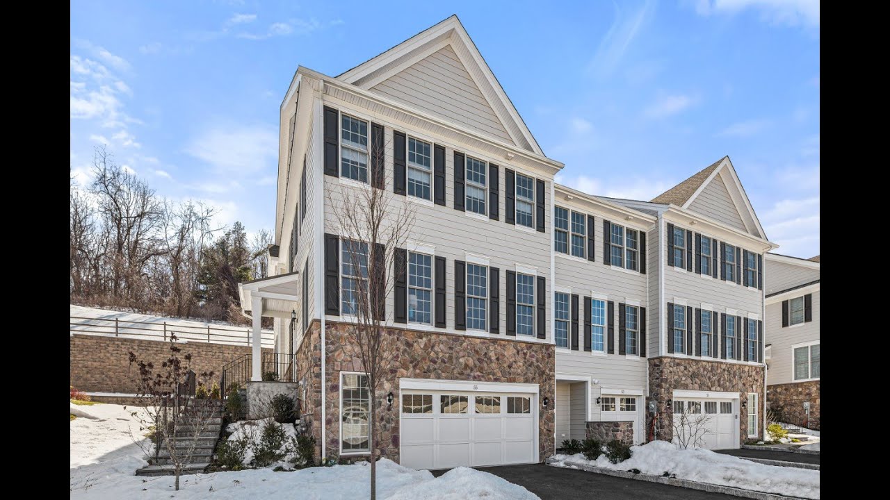 55 Dennis Ln, Pleasantville, NY 10570