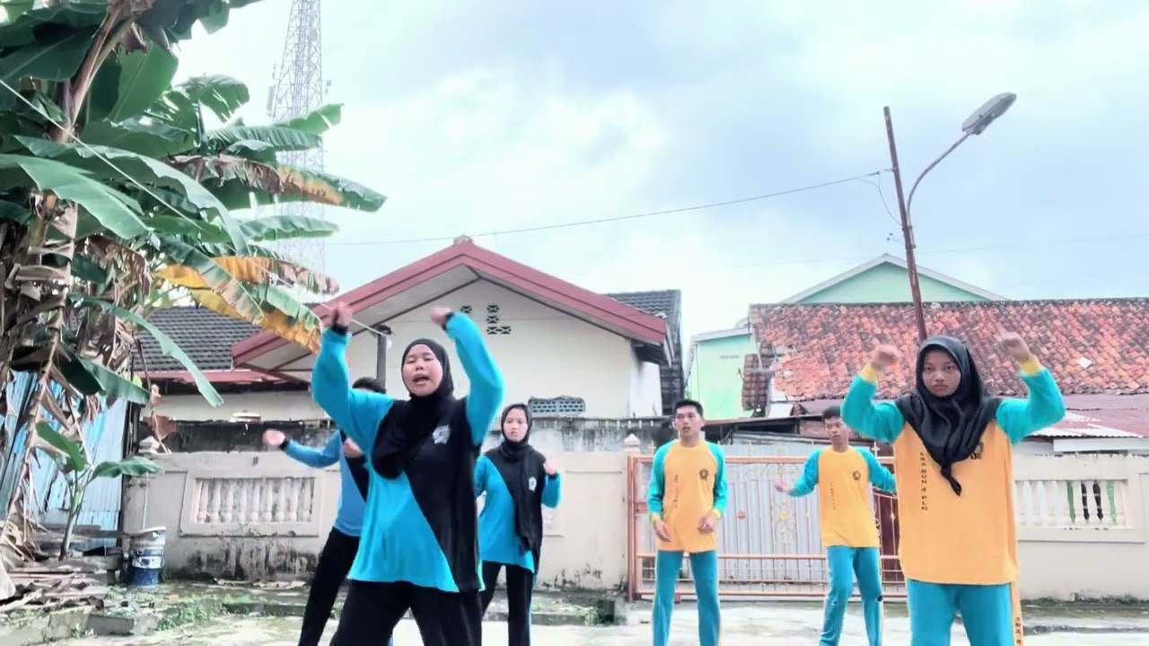 Tugas senam praktek anak Indonesia hebat kelompok 1 Sma Muhammadiyah 4 Palembang 