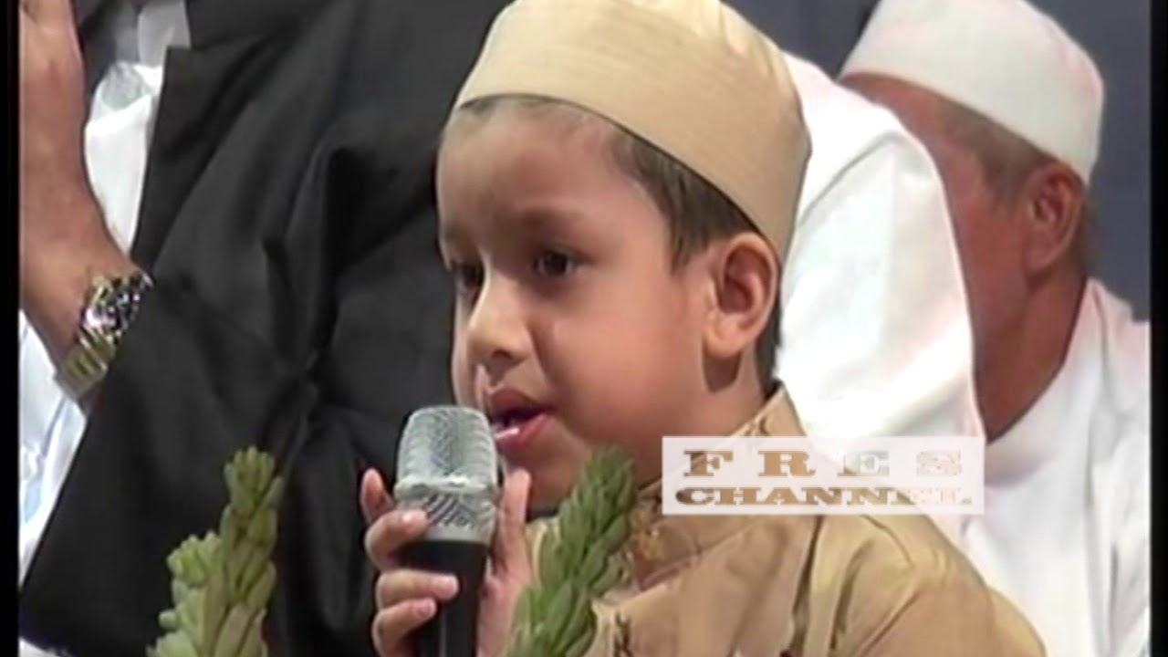 SOLO BERSHOLAWAT BERSAMA HABIB SYECH #2