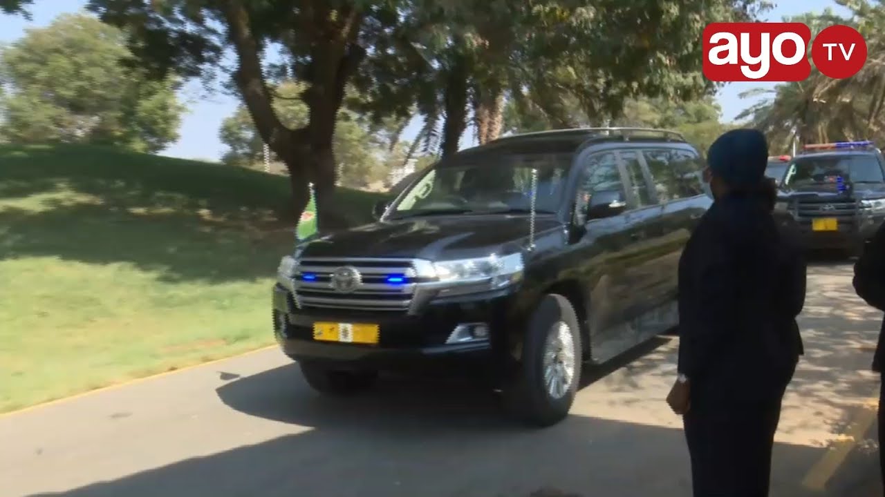 TAZAMA MSAFARA WA RAIS UKIINGIA IKULU, AKUTANA NA MAJAJI, MAHAKIMU WANAWAKE