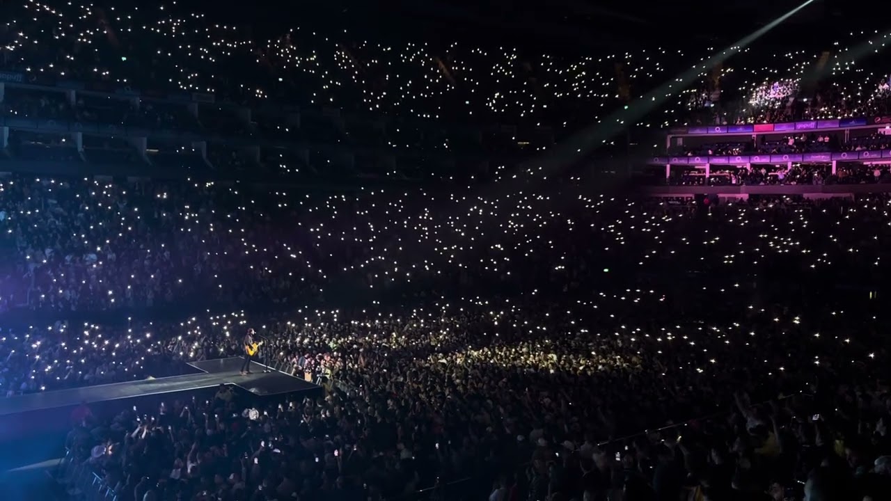 MORGAN WALLEN - COVER ME UP LIVE LONDON ENGLAND. (O2 Arena)
