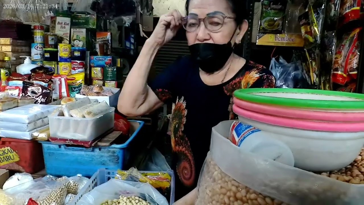 Lagi beli kacang tanah di pasar brica AE3X